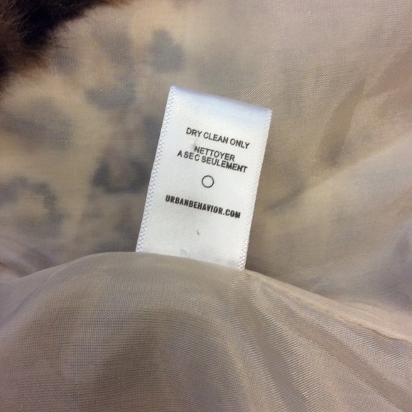 Urban Behavior Cheetah Print Faux Fur Vest Size M - Picture 7 of 8